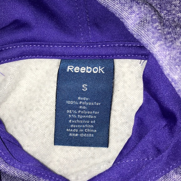 Reebok sweatshirt - Picture 2 of 2